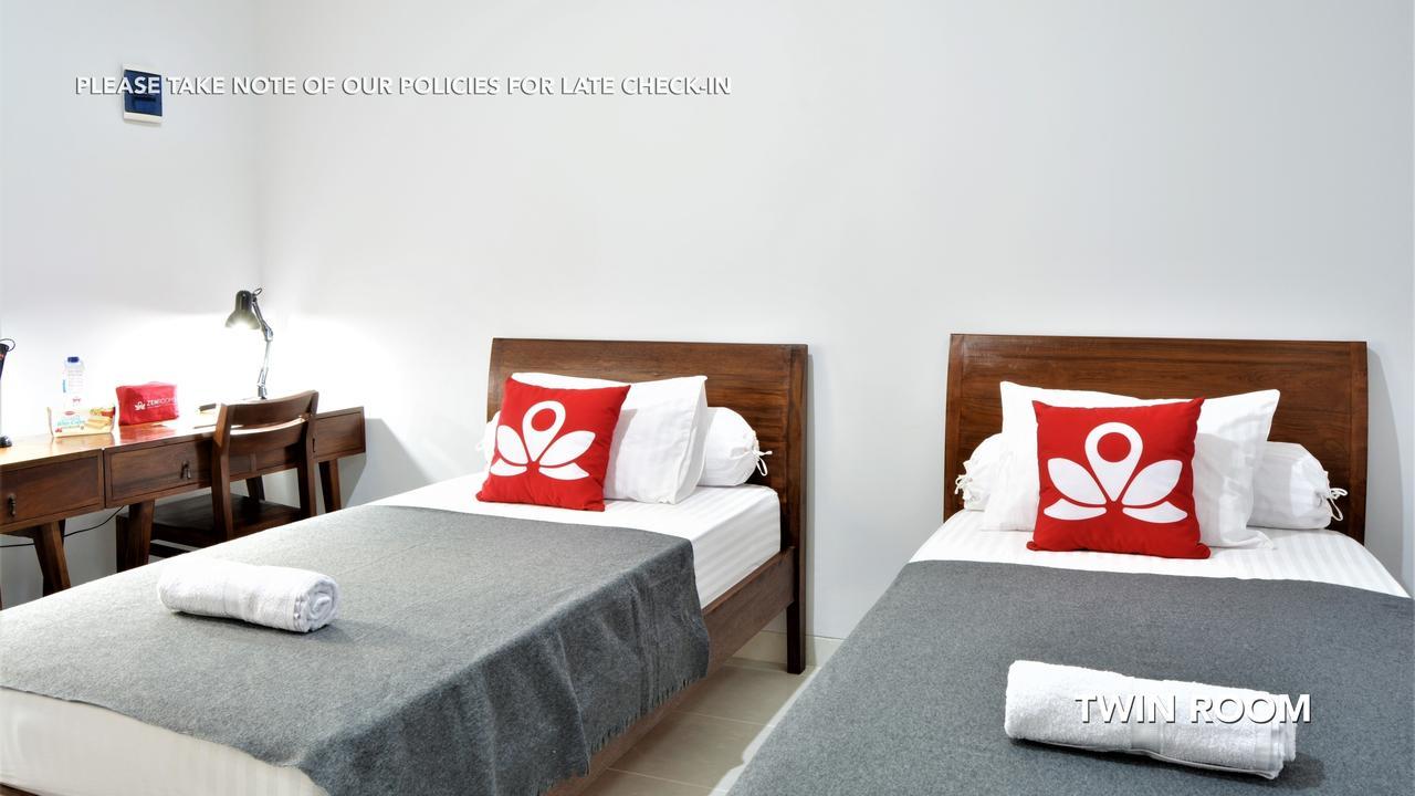 Zen Rooms Bintaro Sector 3 South Tangerang Bagian luar foto